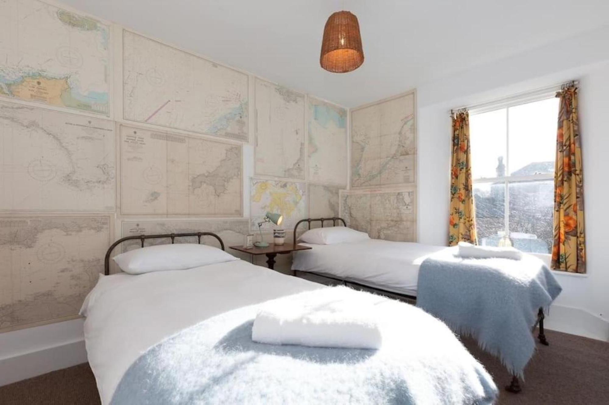 Janies Cottage~ Mousehole~Eclectic Interiors & Vintage Charm Eksteriør bilde