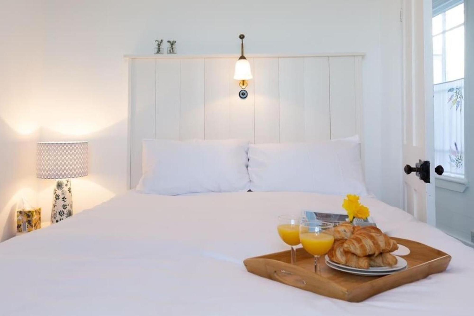 Janies Cottage~ Mousehole~Eclectic Interiors & Vintage Charm Eksteriør bilde