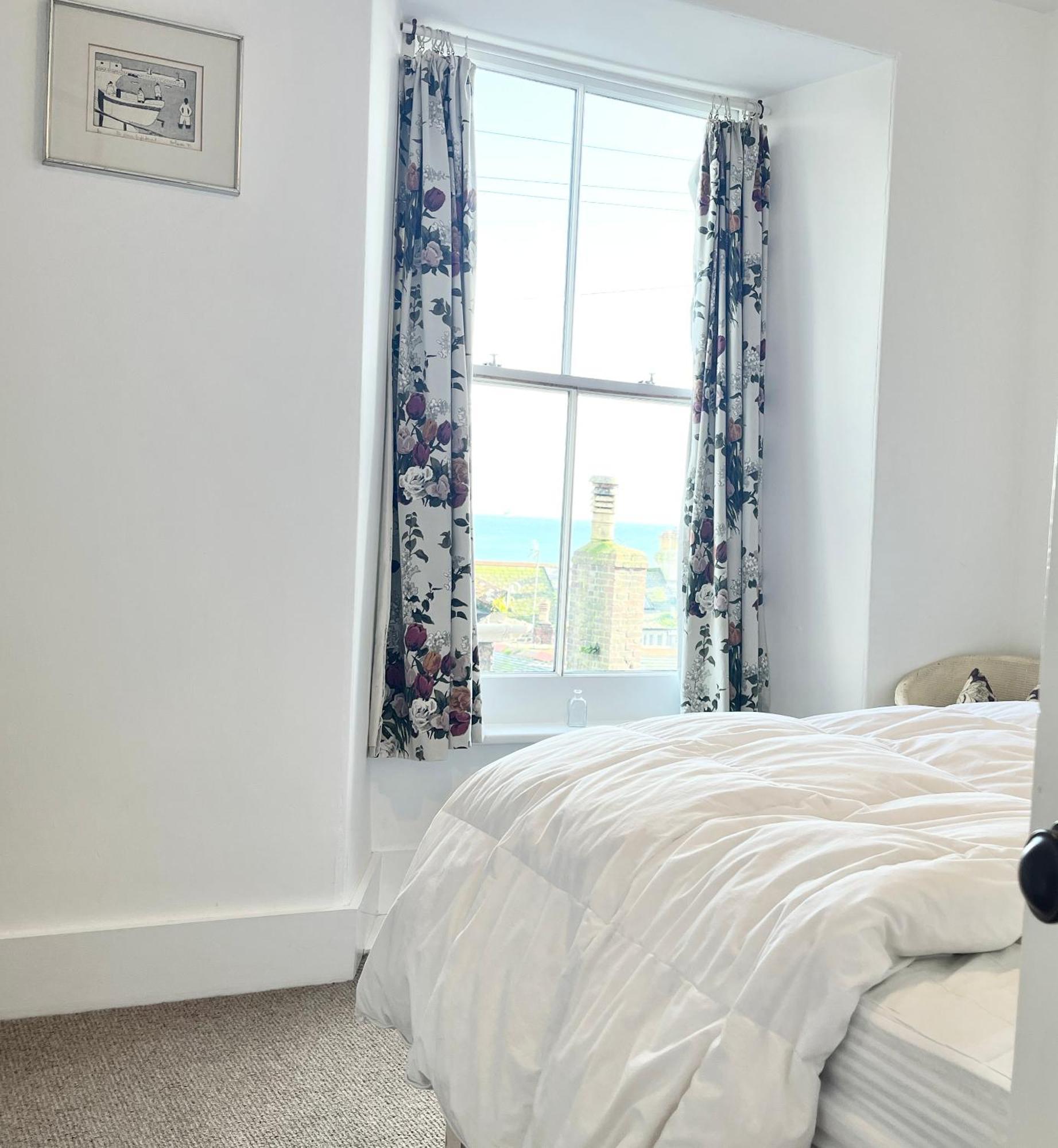 Janies Cottage~ Mousehole~Eclectic Interiors & Vintage Charm Eksteriør bilde